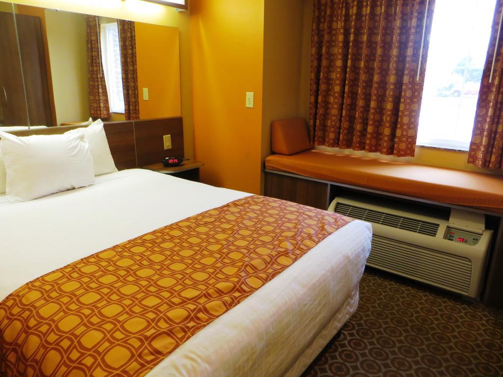 Microtel By Wyndham South Bend Notre Dame University Rum bild