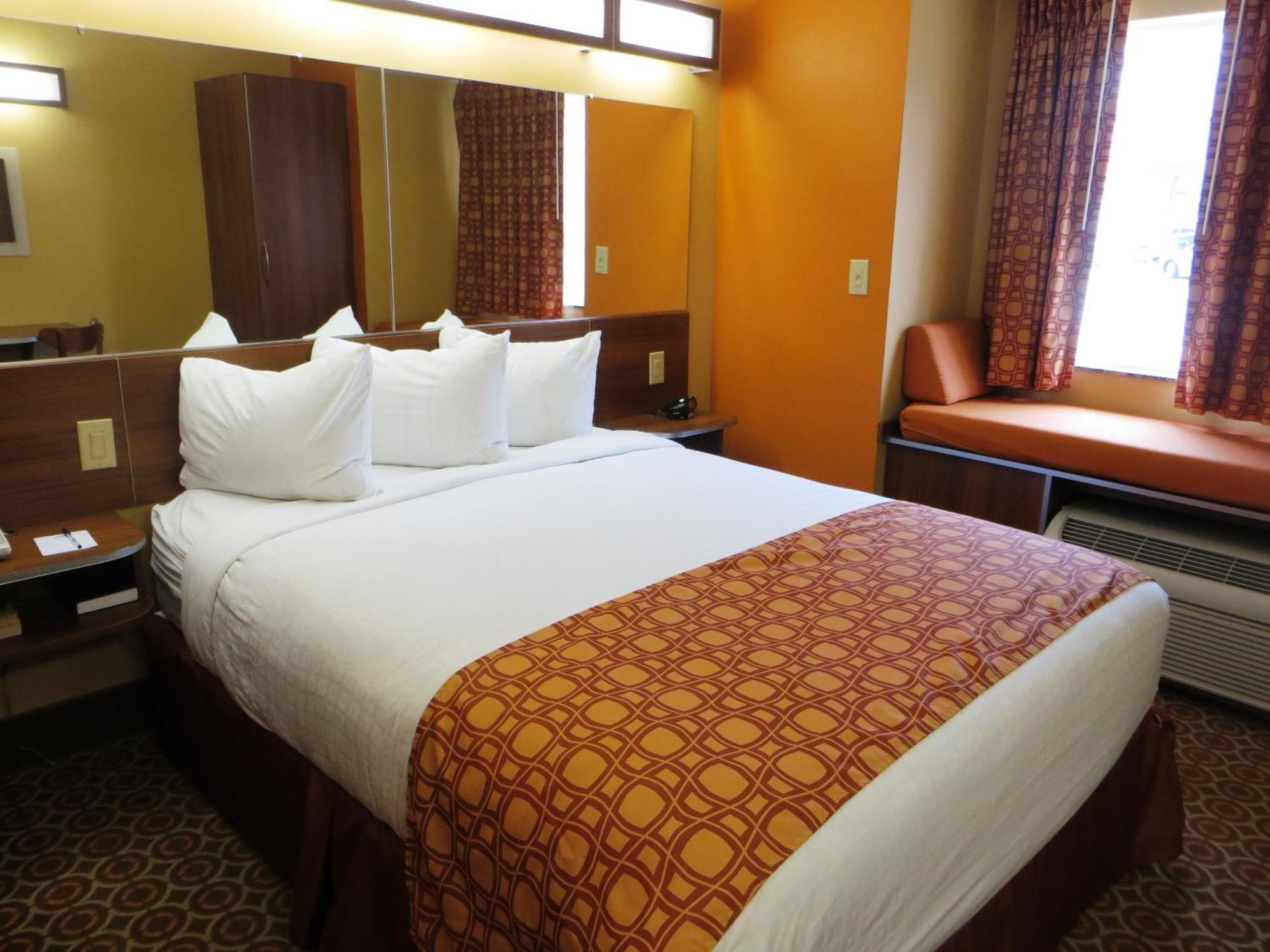 Microtel By Wyndham South Bend Notre Dame University Exteriör bild