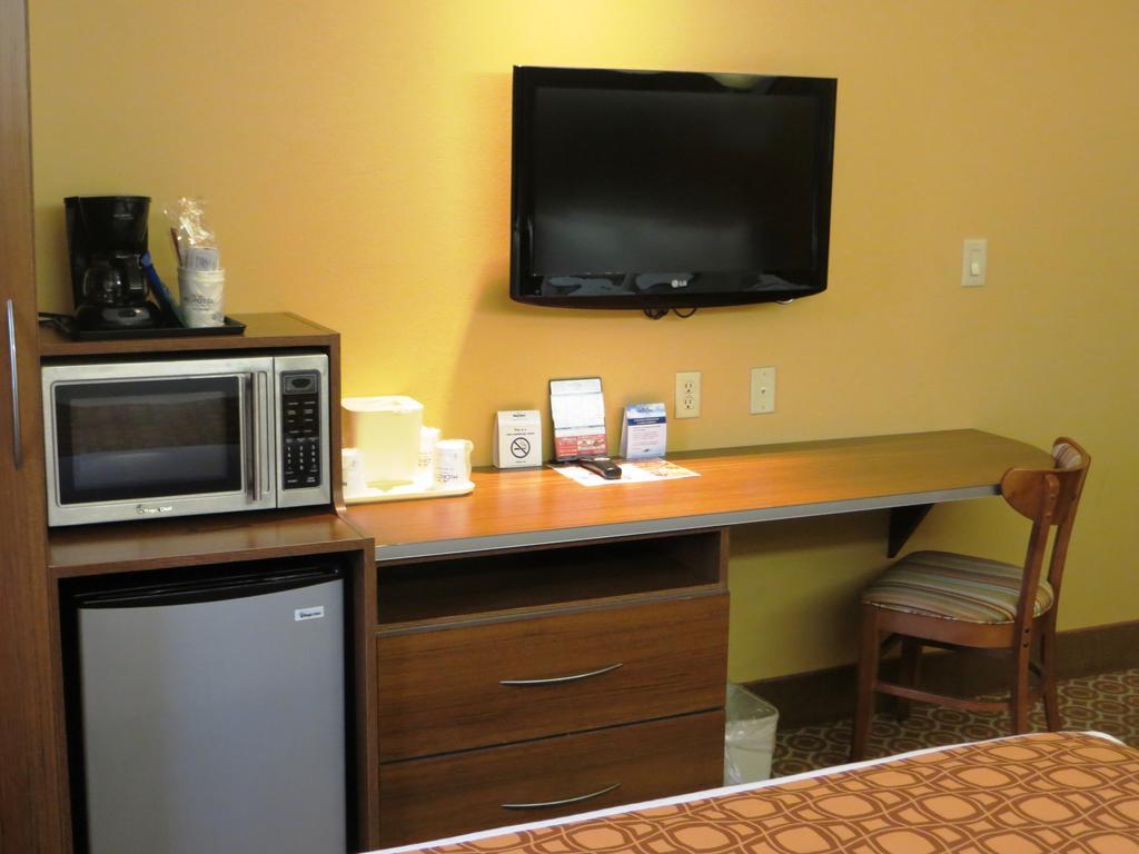 Microtel By Wyndham South Bend Notre Dame University Rum bild