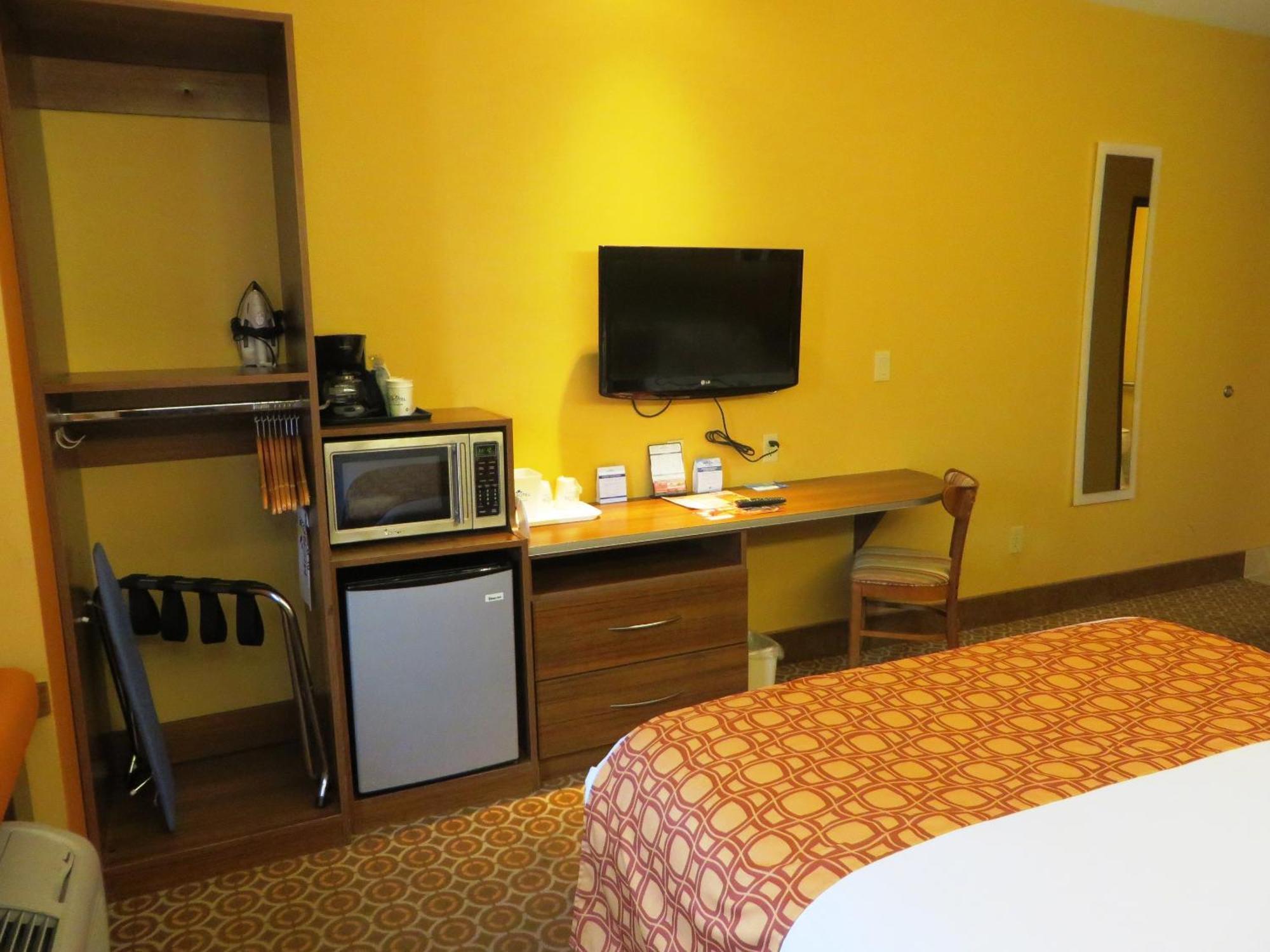 Microtel By Wyndham South Bend Notre Dame University Rum bild